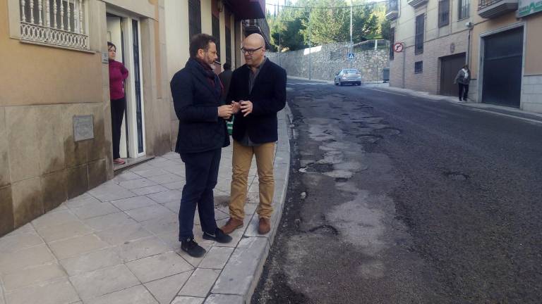 El PSOE de Jaén propone arreglar Camino Fuente de la Peña