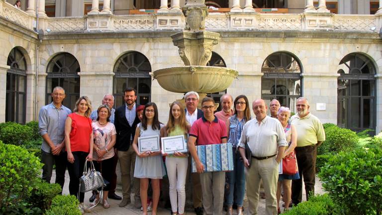 Los más jóvenes “velan” por el medio ambiente Los más jóvenes “velan” por el medio ambiente