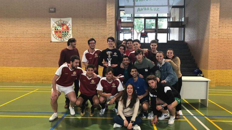 El conjunto del Colegio Mayor Domingo Savio vence en el Torneo de Córdoba El conjunto del Colegio Mayor Domingo Savio vence en el Torneo de Córdoba
