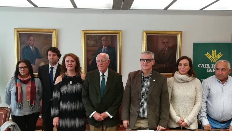 Los estanqueros encuentran el apoyo de la Caja Rural