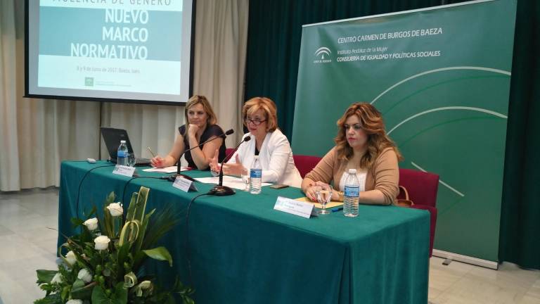 Baeza dice “no” a la violencia de género Baeza dice “no” a la violencia de género