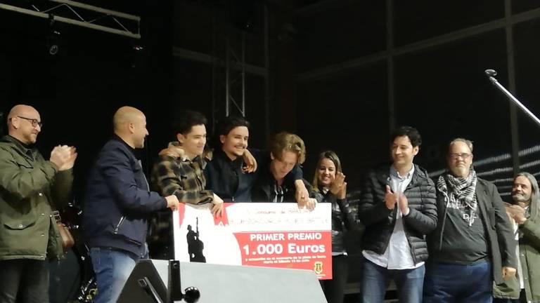 The Fixed Trío gana la batalla por el blues The Fixed Trío gana la batalla por el blues