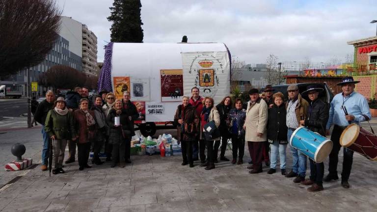 Una carreta cargada de solidaridad e ilusiones Una carreta cargada de solidaridad e ilusiones