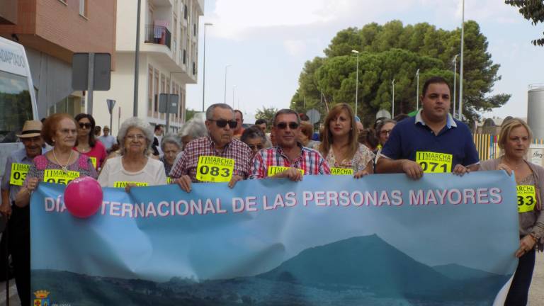 Los mayores se reivindican en una marcha