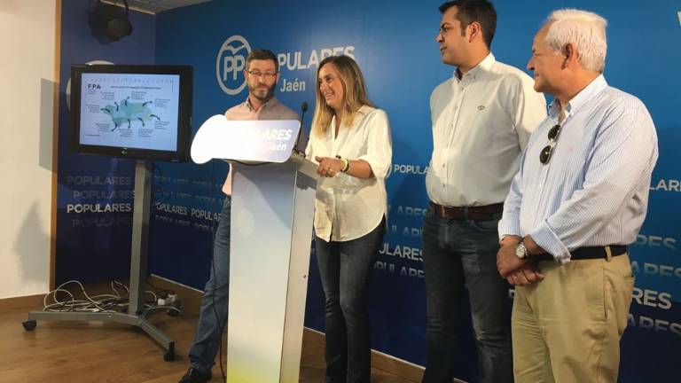 El PP critica el daño a la educación en el medio rural El PP critica el daño a la educación en el medio rural