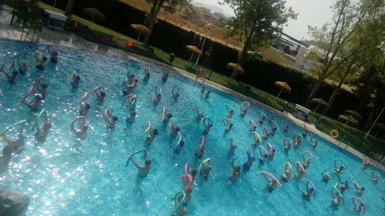 Las mayores disfrutan del aquagym Las mayores disfrutan del aquagym