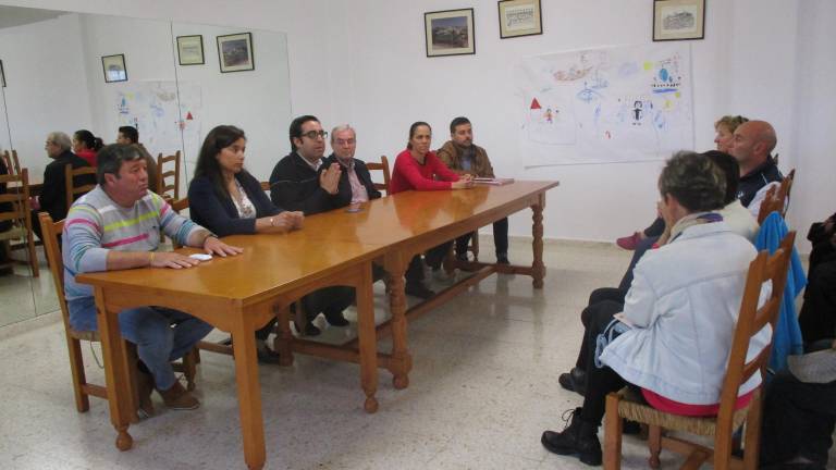 El alcalde dice que no existe “contestación” en las aldeas El alcalde dice que no existe “contestación” en las aldeas
