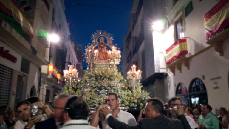 La Virgen de la Cabeza reina en la ciudad tras su novena