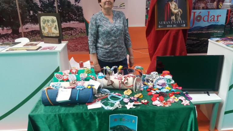 Los proyectos de mujeres y jóvenes son prioritarios Los proyectos de mujeres y jóvenes son prioritarios