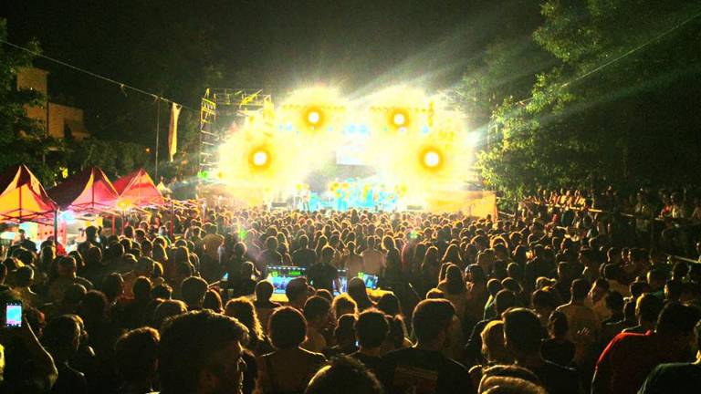 El rock invade las calles de Beas de Segura esta noche