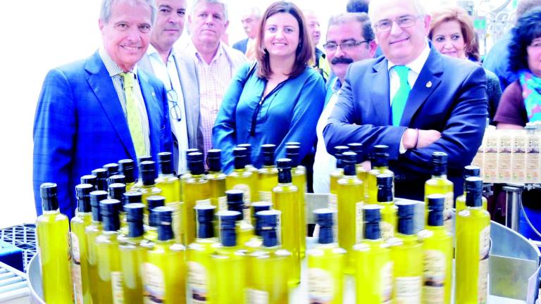 Un brindis por la modernidad Un brindis por la modernidad