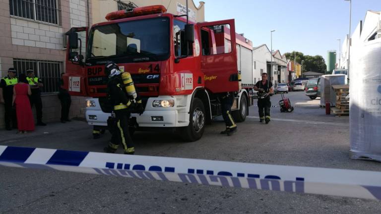 Arde un transformador en el polígono de Martos