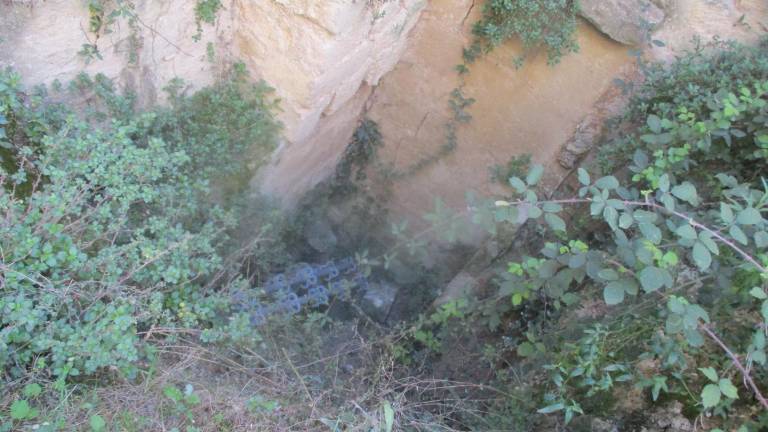 Abandono, basura y botellón en Santo Domingo de Silos