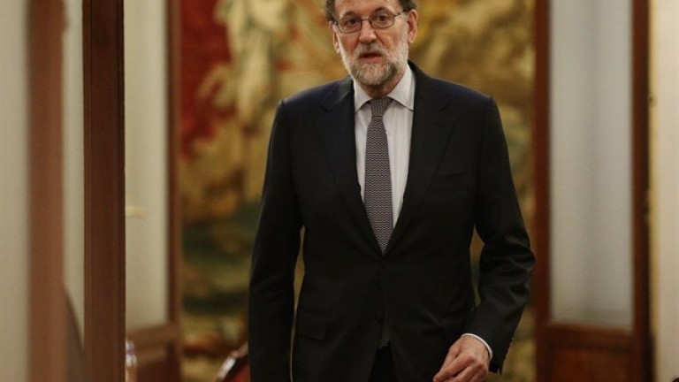 Rajoy hace efectiva su marcha tras 35 años en política