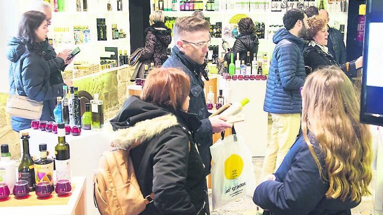Sinergias entre turismo y aceite Sinergias entre turismo y aceite