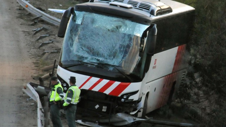Aparatoso accidente de un bus