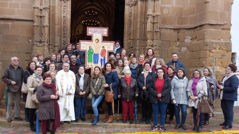 La Cruz de la Misión llega a Lopera