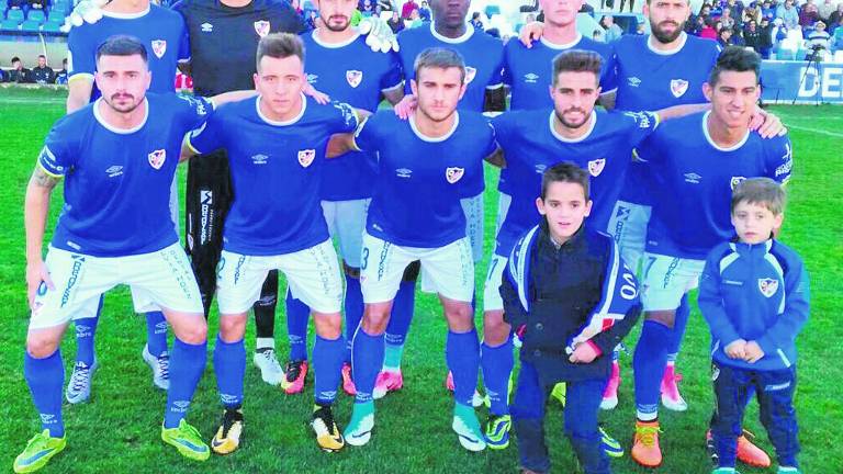 Un exigente empate para el Linares Deportivo Un exigente empate para el Linares Deportivo