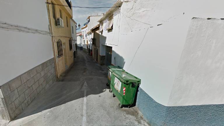 Desalojo por el derrumbe de una vivienda en Alcalá Desalojo por el derrumbe de una vivienda en Alcalá