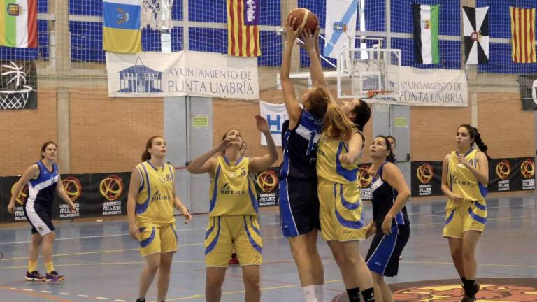 Las chicas del CB Toxiria Las chicas del CB Toxiria