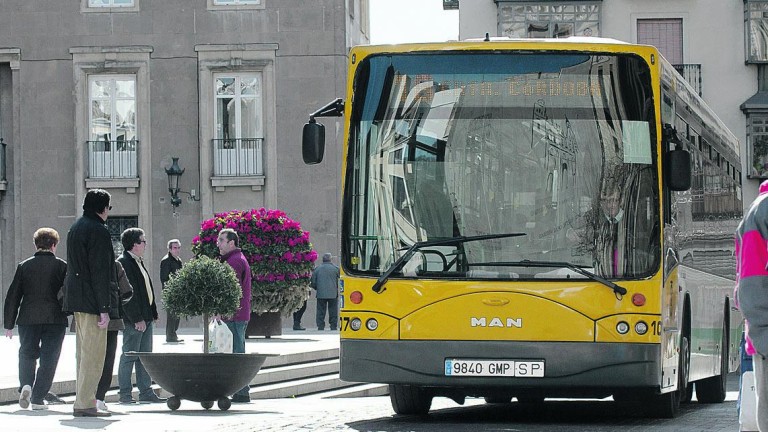 Un microbús enlazará los barrios del sur de la capital con el centro