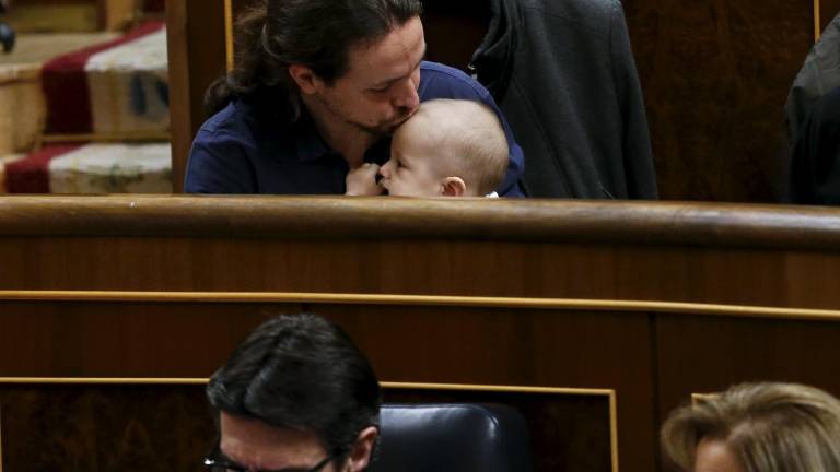 Besos para el más pequeño del Congreso Besos para el más pequeño del Congreso