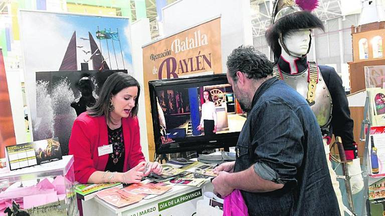 Una muestra que sorprende con lo que se tiene más a la mano Una muestra que sorprende con lo que se tiene más a la mano