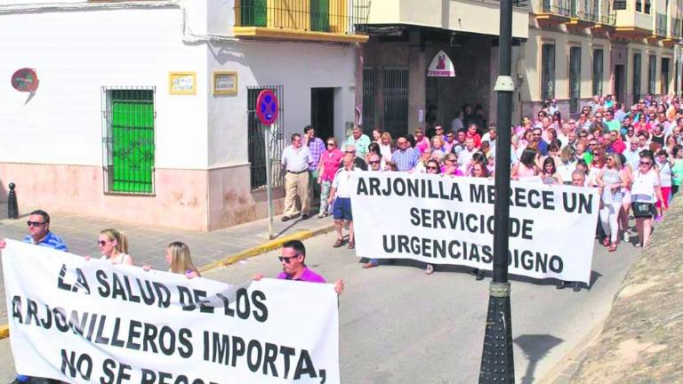 Vecinos de Arjonilla exigen unas Urgencias “de calidad” Vecinos de Arjonilla exigen unas Urgencias “de calidad”