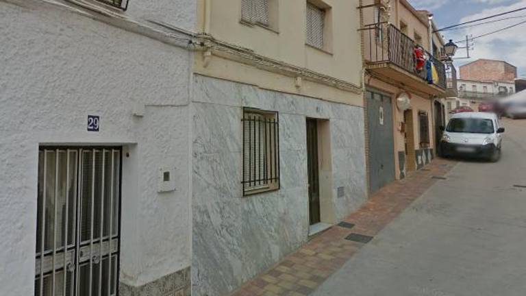 Dos desalojados por el incendio de una vivienda en Beas de Segura Dos desalojados por el incendio de una vivienda en Beas de Segura