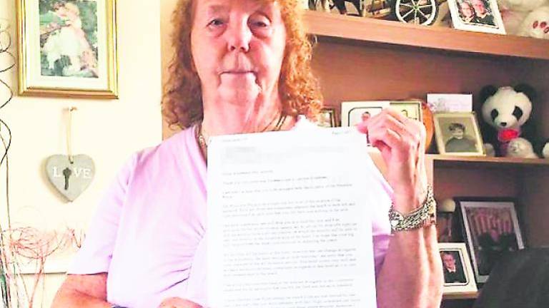 Una queja por “los españoles” que veranean en Benidorm Una queja por “los españoles” que veranean en Benidorm