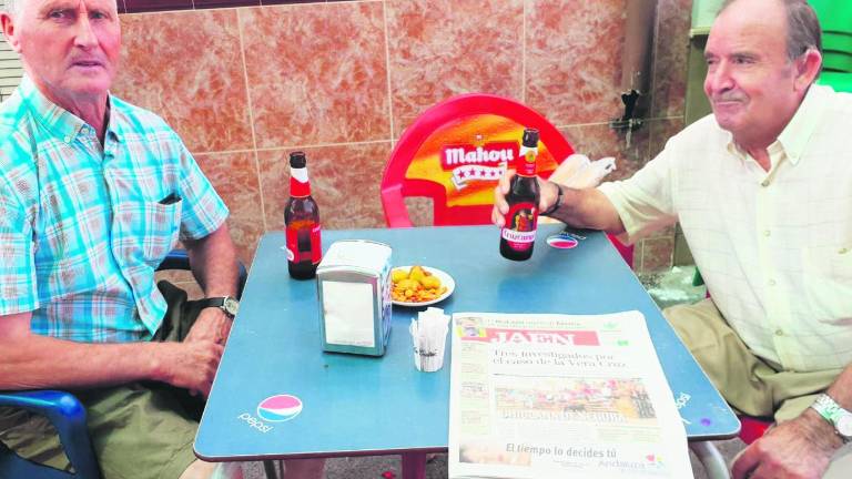 Entre vaquillas y verbenas Entre vaquillas y verbenas