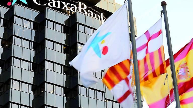 Caixabank plantea el cierre de 6 oficinas y eliminar 22 empleos