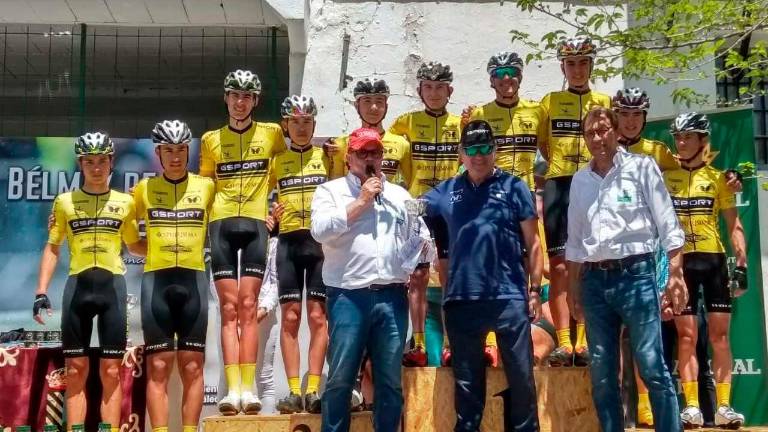 Bélmez de la Moraleda vibra con las promesas Bélmez de la Moraleda vibra con las promesas