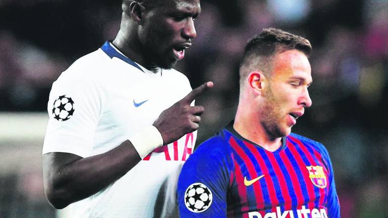 El gran gol de Dembélé no le basta al Barcelona para ganar El gran gol de Dembélé no le basta al Barcelona para ganar