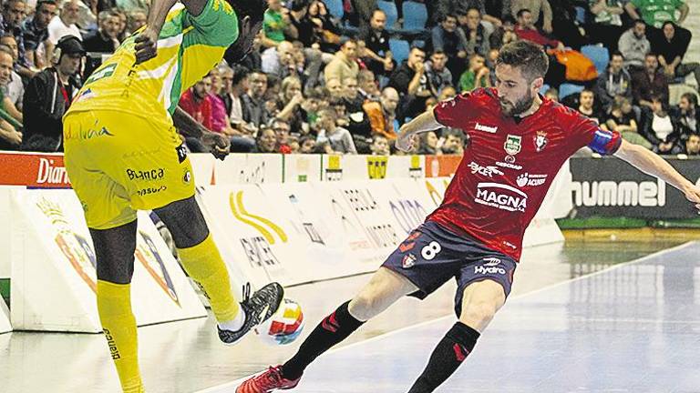 El Jaén Paraíso Interior FS se estrella en Pamplona El Jaén Paraíso Interior FS se estrella en Pamplona