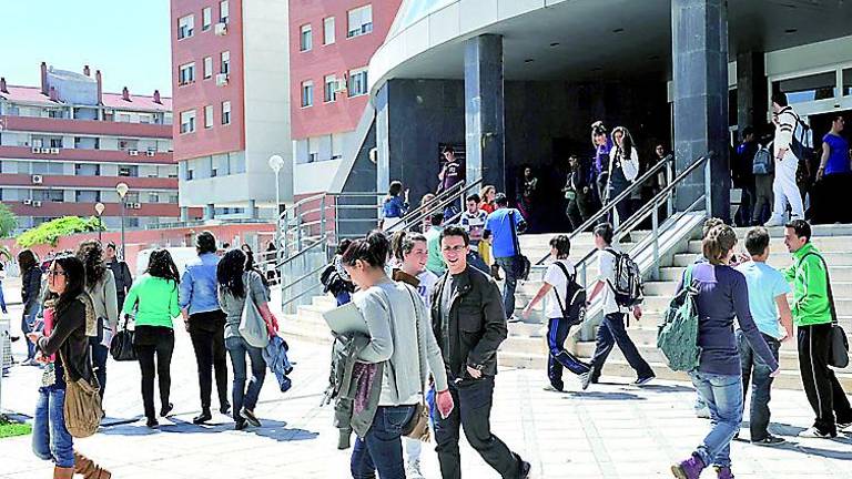 25 años ligados a la Universidad 25 años ligados a la Universidad
