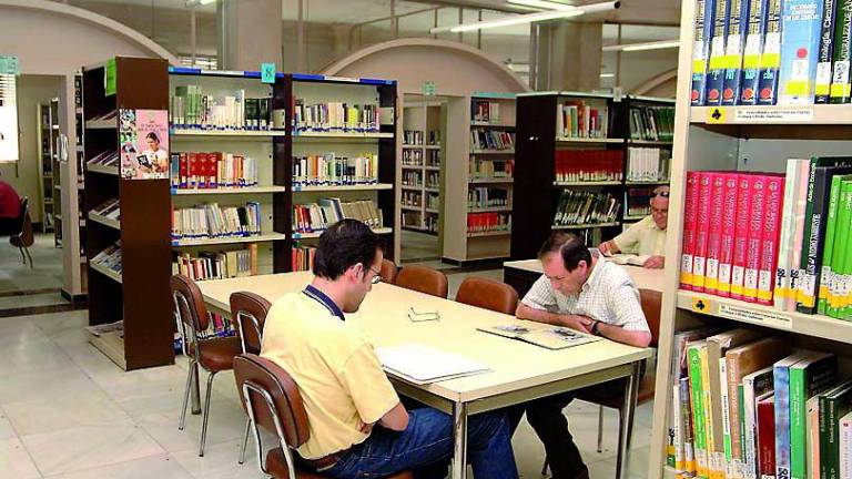 La Biblioteca Municipal ya aplica su nuevo horario La Biblioteca Municipal ya aplica su nuevo horario