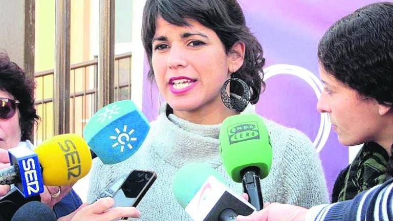 Podemos pide al PSOE que se pronuncie sobre las dietas Podemos pide al PSOE que se pronuncie sobre las dietas