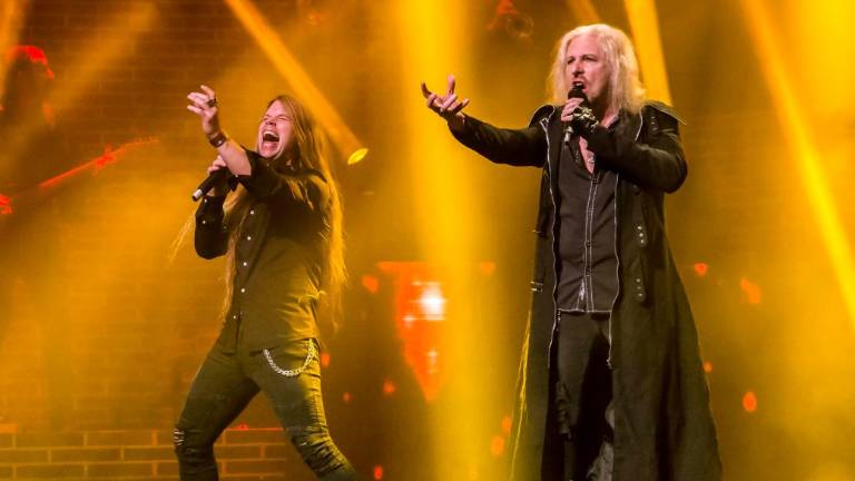 Las leyendas del rock pisan Jaén Las leyendas del rock pisan Jaén