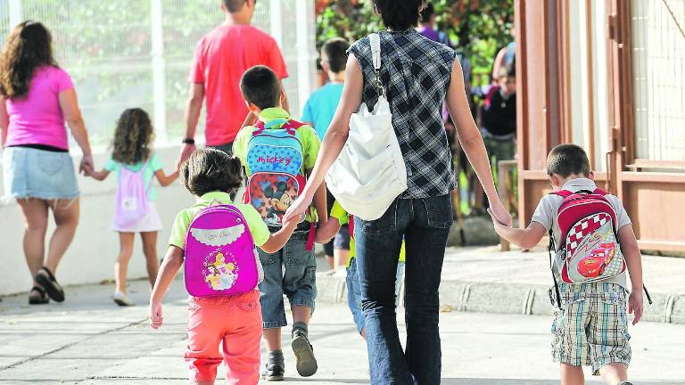 El cuidado de los niños tiene precio El cuidado de los niños tiene precio