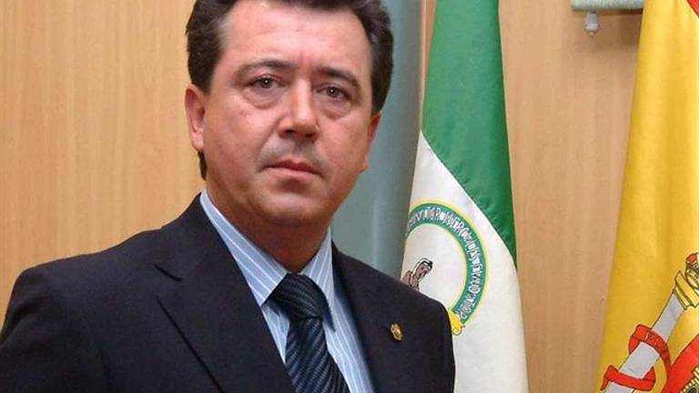 Juan Fernández irá a las municipales con “Linares Primero” Juan Fernández irá a las municipales con “Linares Primero”
