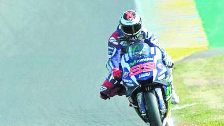 Lorenzo impone su ley en Francia y se afianza líder en el Mundial de MotoGP Lorenzo impone su ley en Francia y se afianza líder en el Mundial de MotoGP