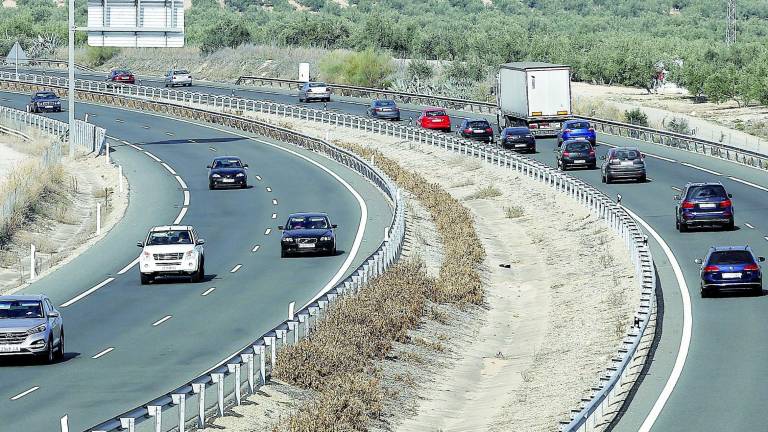 Atascos “esporádicos” en la vuelta a casa tras el puente Atascos “esporádicos” en la vuelta a casa tras el puente