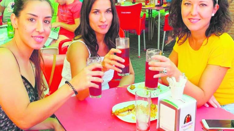 Entre vaquillas y verbenas Entre vaquillas y verbenas