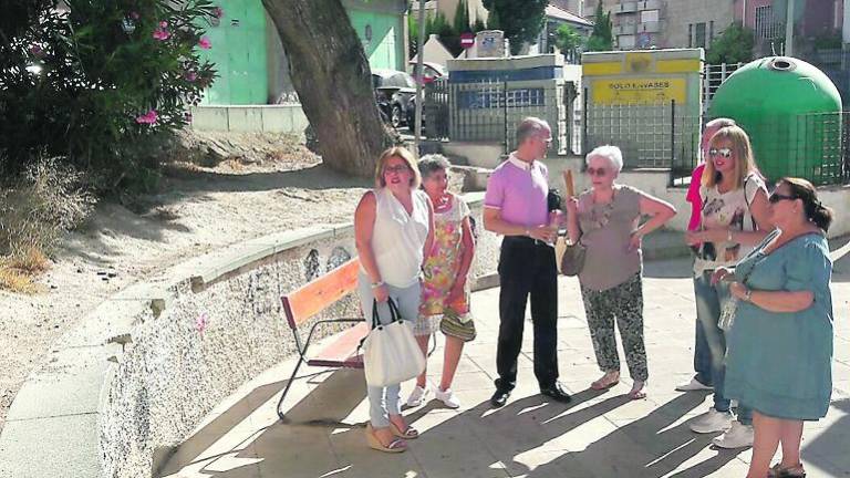 Vecinos de Belén y San Roque piden el arreglo de sus calles y plazas Vecinos de Belén y San Roque piden el arreglo de sus calles y plazas