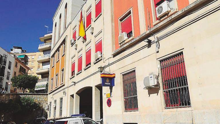 Detenido por amenazar a su madre y agredir al policía que lo identificó Detenido por amenazar a su madre y agredir al policía que lo identificó
