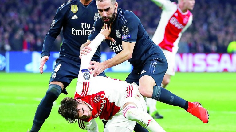 El Real Madrid sale vivo de la emboscada del Ajax