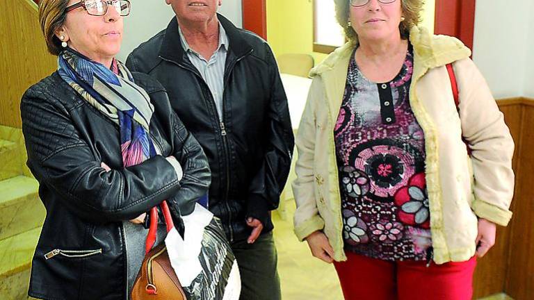 El acusado de fotografiar cadáveres alega que no quería deshonrarlos El acusado de fotografiar cadáveres alega que no quería deshonrarlos