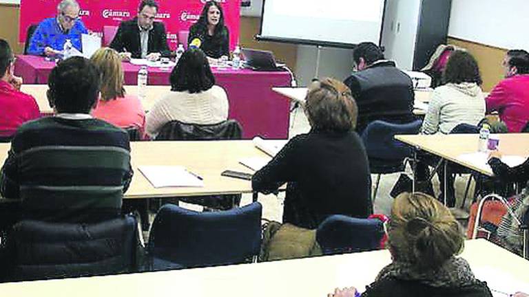 Formación para potenciar las ventas a través de las nuevas tecnologías Formación para potenciar las ventas a través de las nuevas tecnologías