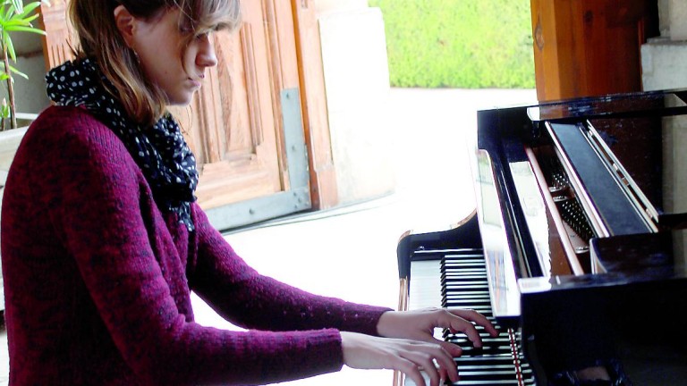 Un concierto al aire libre sirve de antesala del Premio Jaén de Piano